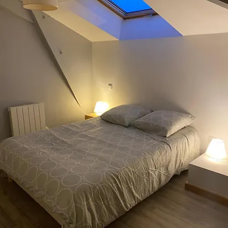 Proche Bordeaux Centre : Petite Maison De +parking 瑟农